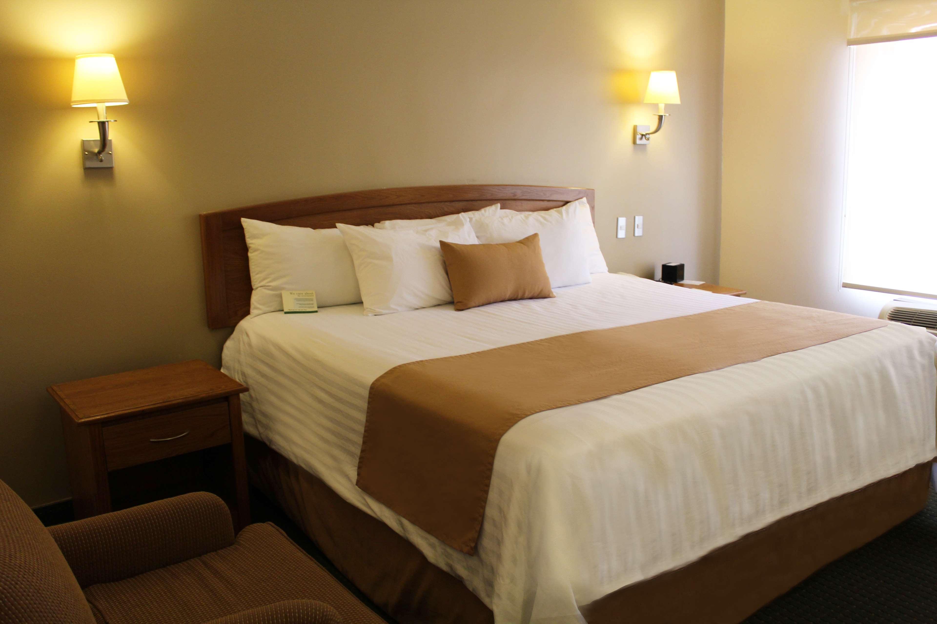 Best Western Plus Chihuahua Aeropuerto Exterior photo