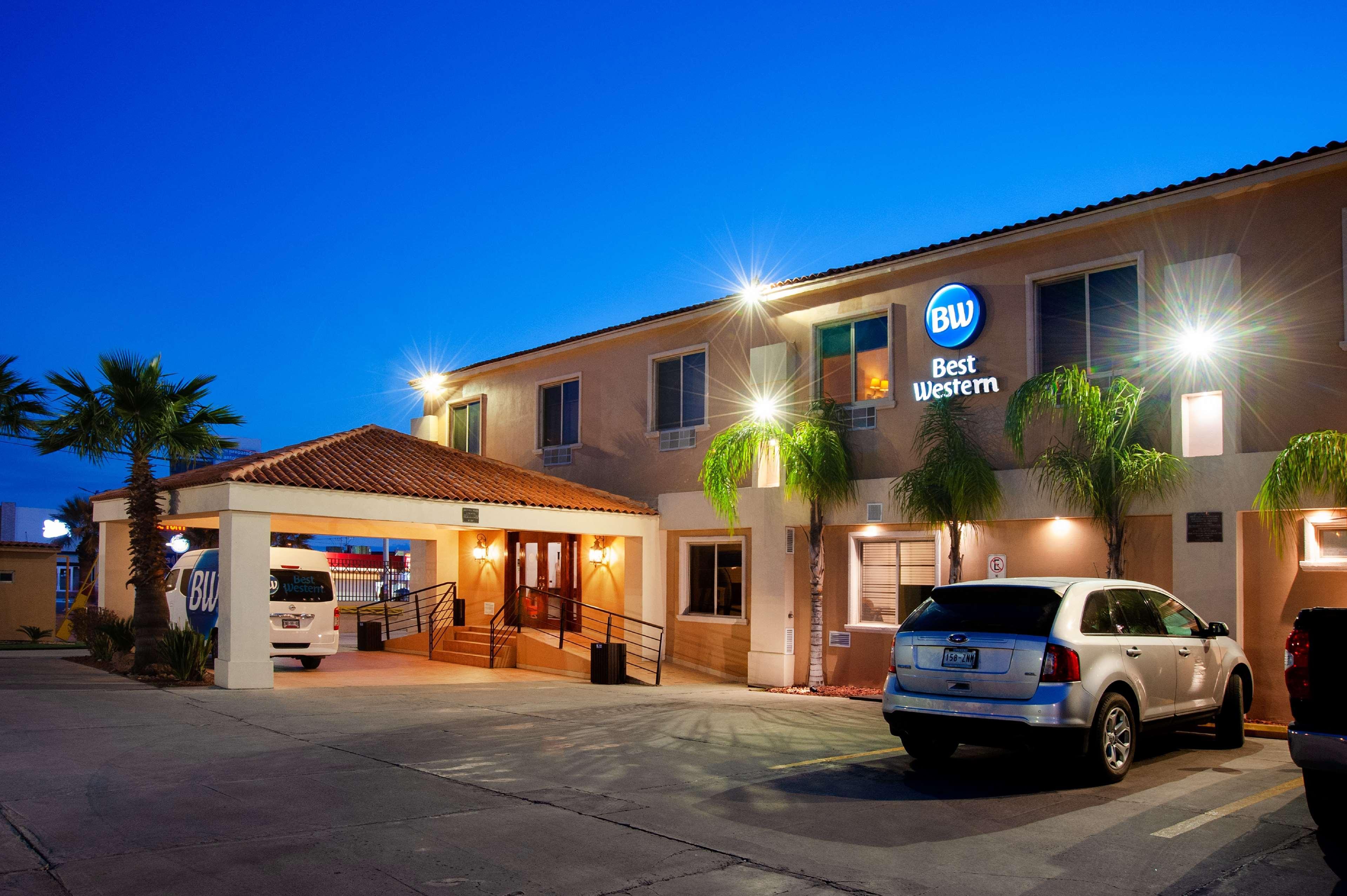 Best Western Plus Chihuahua Aeropuerto Exterior photo