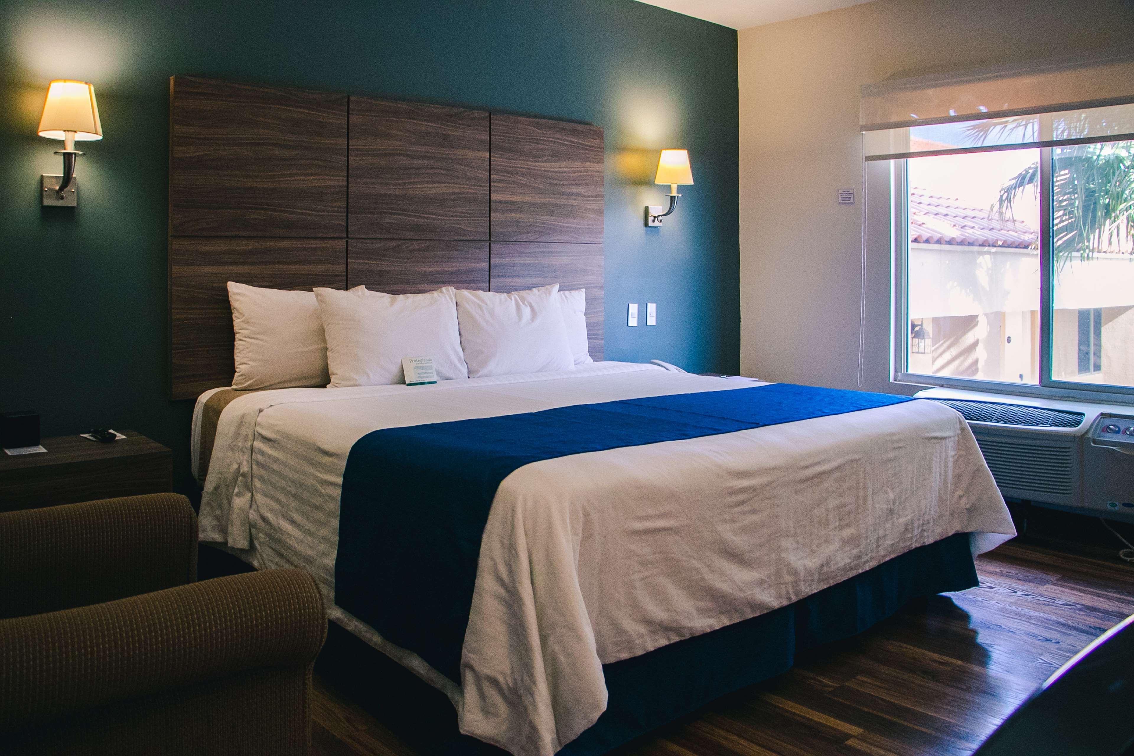 Best Western Plus Chihuahua Aeropuerto Exterior photo
