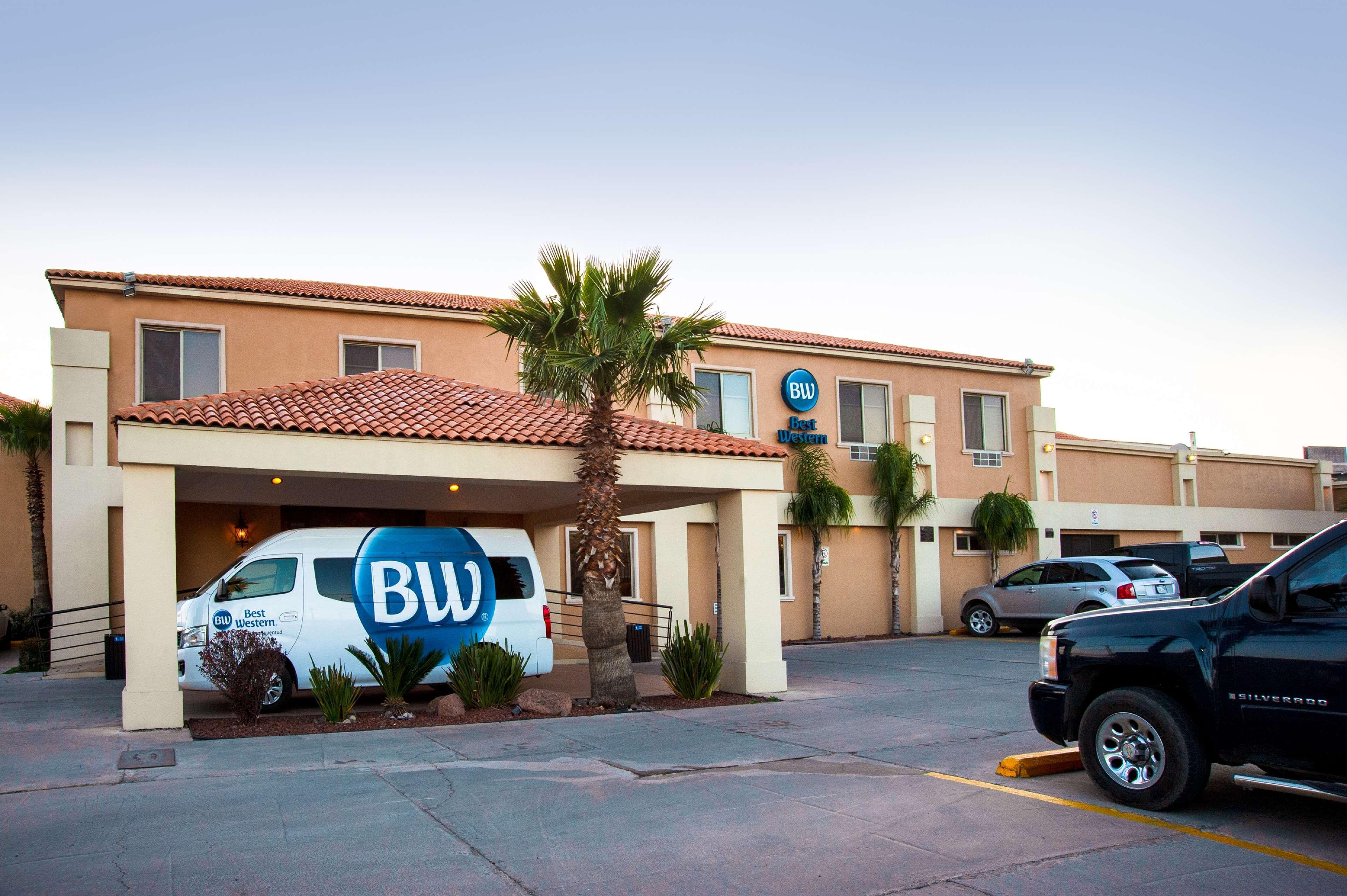 Best Western Plus Chihuahua Aeropuerto Exterior photo