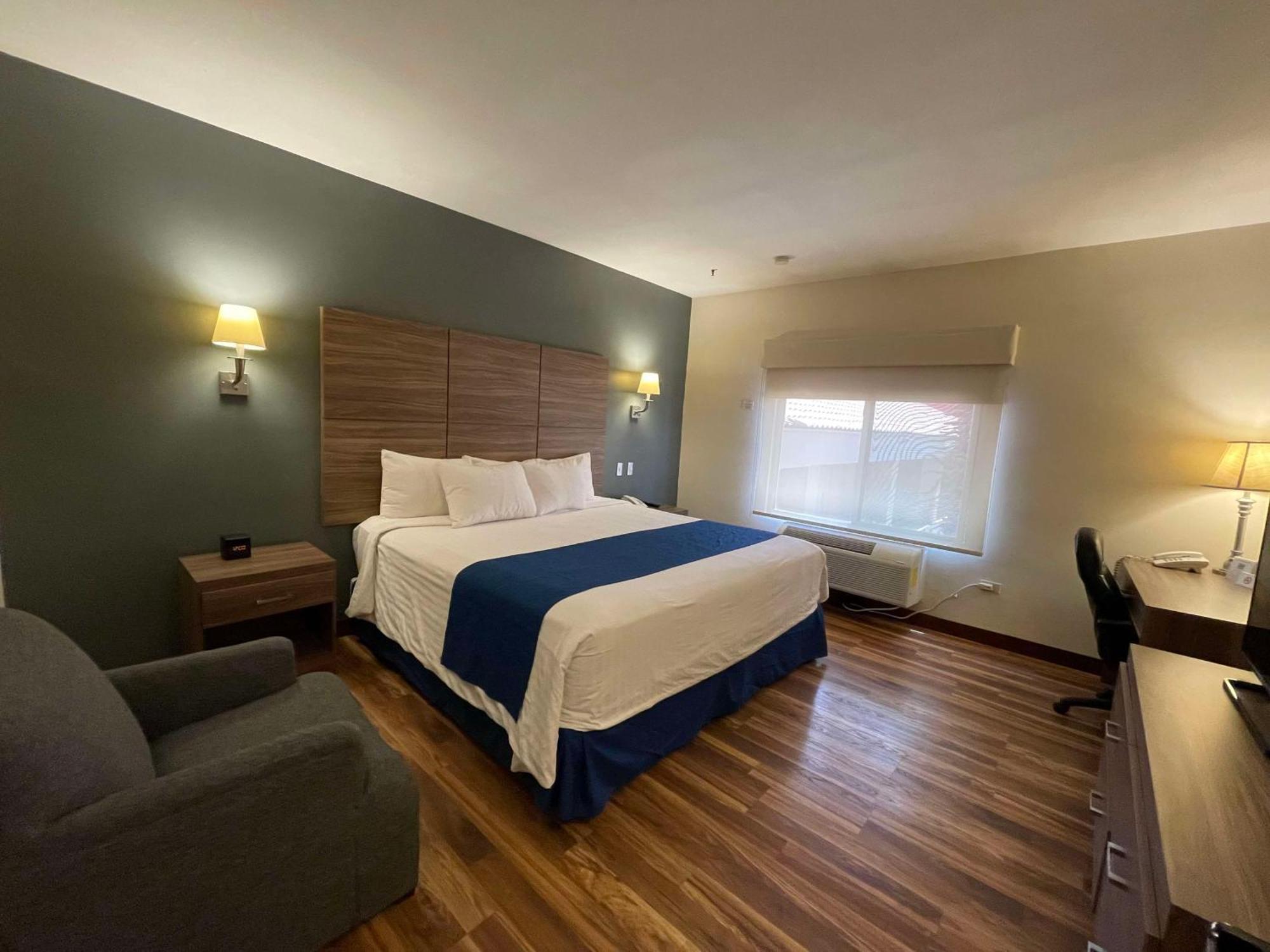 Best Western Plus Chihuahua Aeropuerto Exterior photo