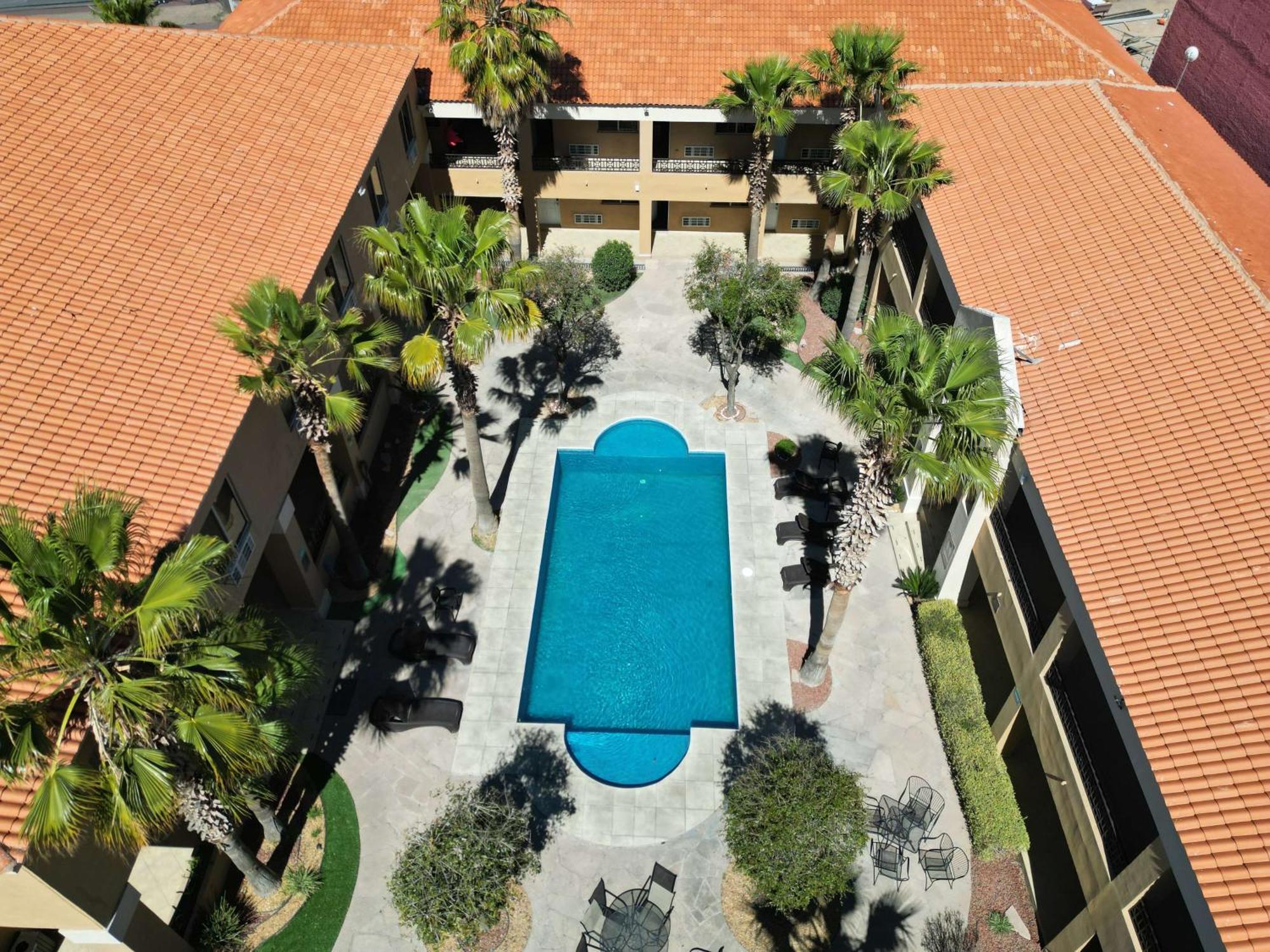 Best Western Plus Chihuahua Aeropuerto Exterior photo
